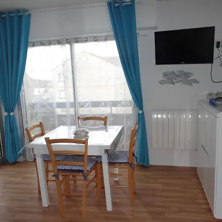 Appartement Ste Cecile A 50 Metres De La *