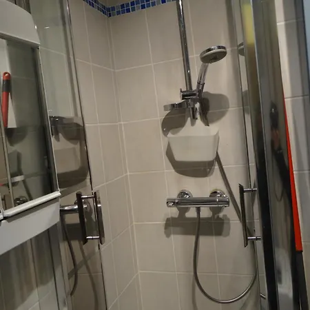 Appartement Ste Cecile A 50 Metres De La Camiers