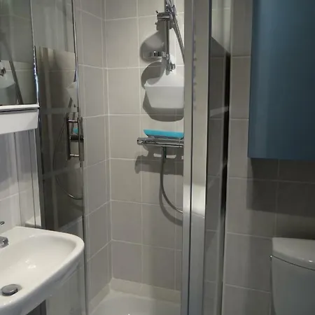 Appartement Ste Cecile A 50 Metres De La Camiers