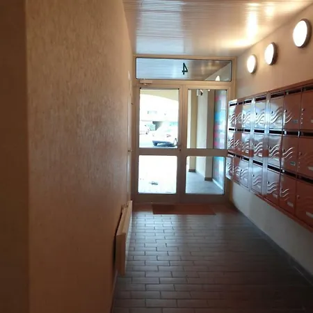 Ste Cécile à 50 Mètres De La