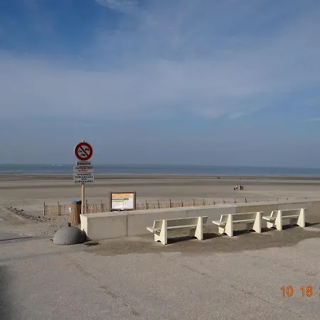 Ste Cecile A 50 Metres De La Apartment Camiers